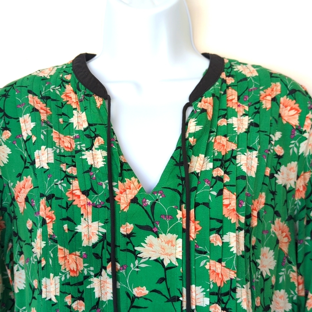 OLD NAVY | Floral Tie-Neck Mini Swing Dress - Picture 5 of 11